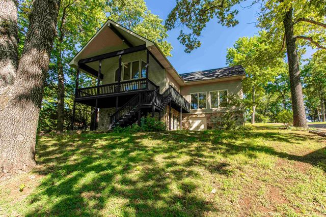 8 Winnebago Trace, Cherokee Village, AR 72529