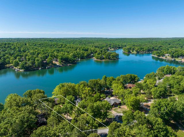 8 Winnebago Trace, Cherokee Village, AR 72529