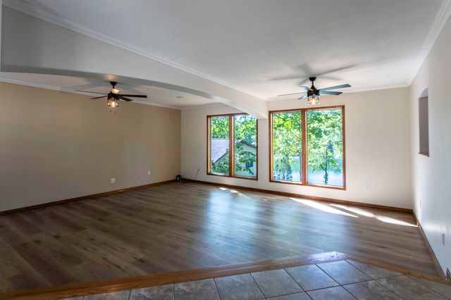 8 Winnebago Trace, Cherokee Village, AR 72529