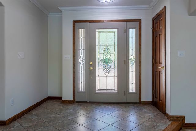 8 Winnebago Trace, Cherokee Village, AR 72529