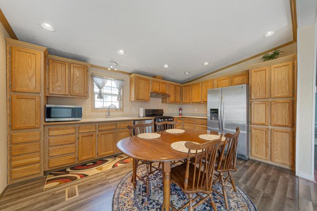 12516 Garland Avenue, Apple Valley, MN 55124