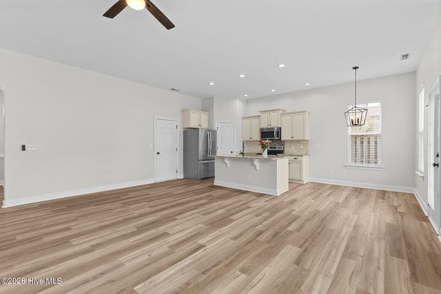 207 Willow Ridge Drive, Holly Ridge, NC 28445