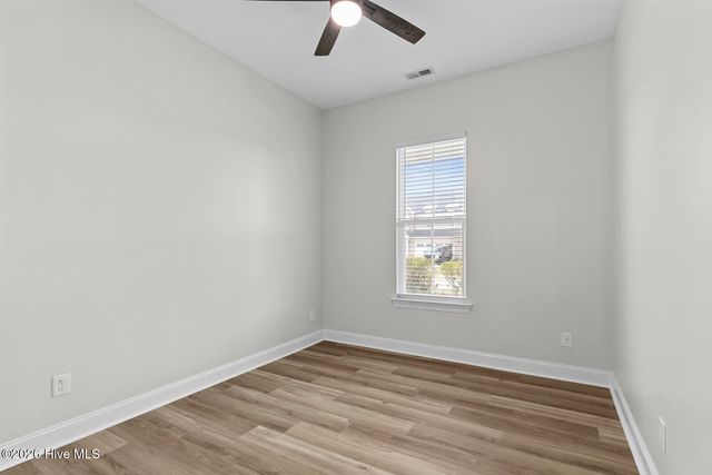 207 Willow Ridge Drive, Holly Ridge, NC 28445