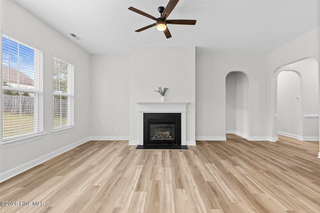 207 Willow Ridge Drive, Holly Ridge, NC 28445