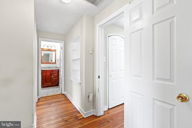 5002-D BURKITTSVILLE RD, Jefferson, MD 21755