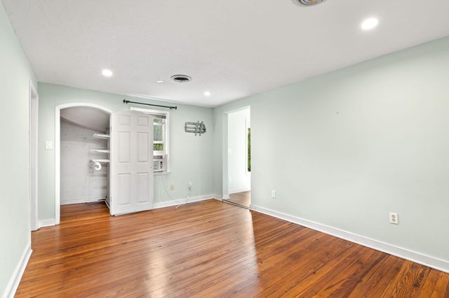 5002-D BURKITTSVILLE RD, Jefferson, MD 21755