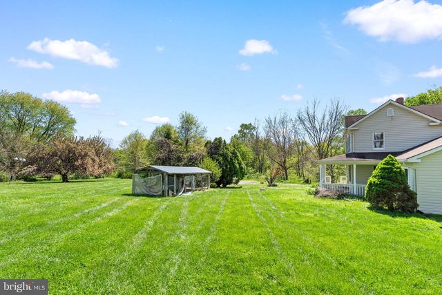 5002-D BURKITTSVILLE RD, Jefferson, MD 21755