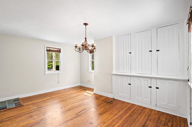 5002-D BURKITTSVILLE RD, Jefferson, MD 21755