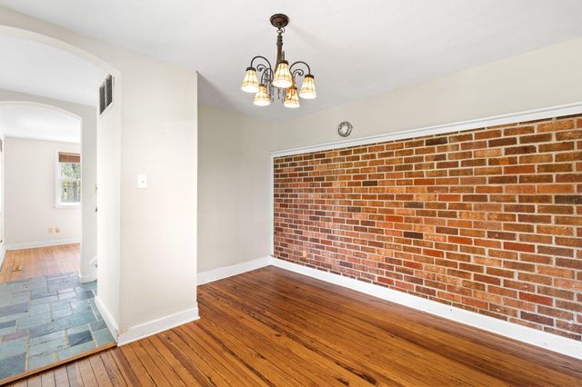 5002-D BURKITTSVILLE RD, Jefferson, MD 21755