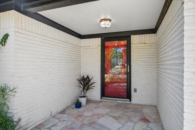 15726 Blackhawk Boulevard, Friendswood, TX 77546