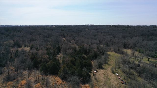 6484 State Highway 56, Bells, TX 75414