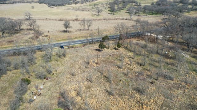 6484 State Highway 56, Bells, TX 75414