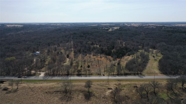 6484 State Highway 56, Bells, TX 75414