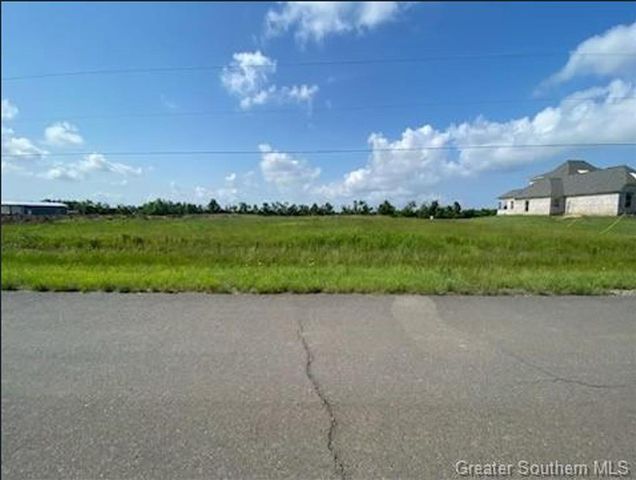1067 Zoe's Court, Lake Charles, LA 70605
