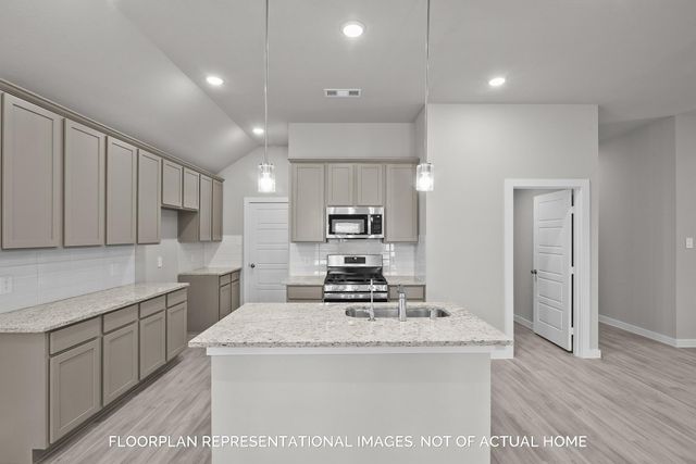 739 Hackberry Branch Court, Magnolia, TX 77354