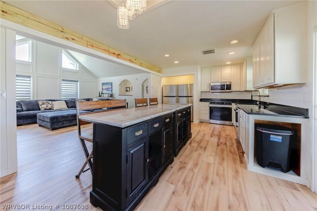 921 E Helen Street, Sallisaw, OK 74955