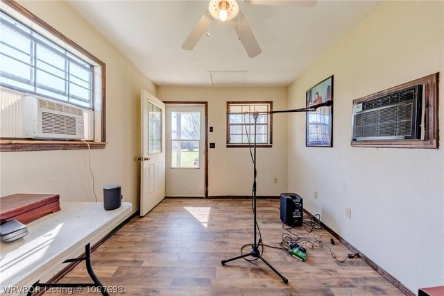 921 E Helen Street, Sallisaw, OK 74955