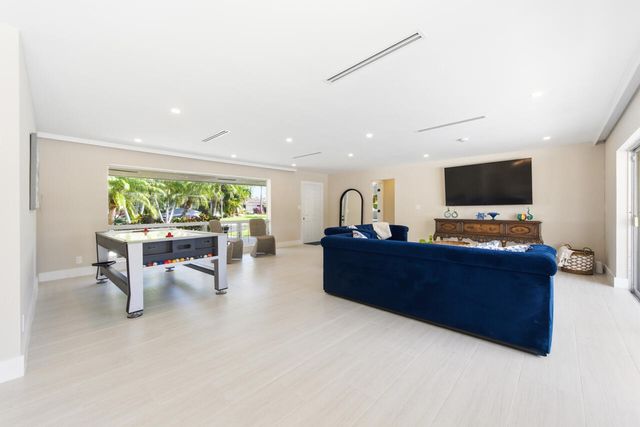 232 Codrington Drive, Lauderdale-By-The-Sea, Fort Lauderdale, FL 33308