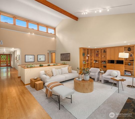 558 20th Avenue, Kirkland, WA 98033