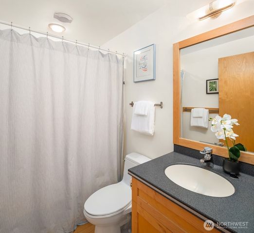 558 20th Avenue, Kirkland, WA 98033