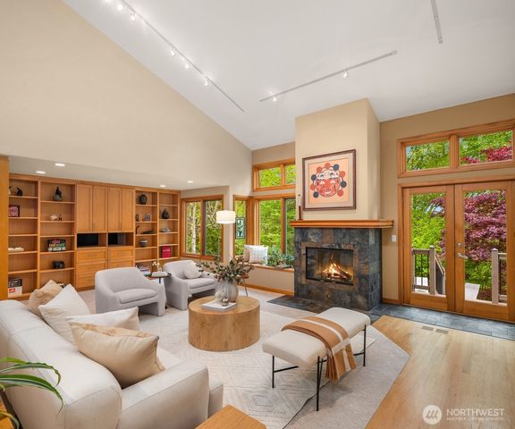 558 20th Avenue, Kirkland, WA 98033