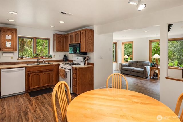 558 20th Avenue, Kirkland, WA 98033