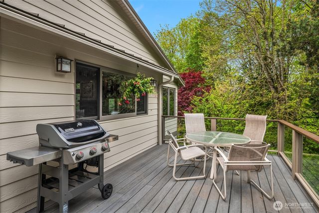 558 20th Avenue, Kirkland, WA 98033