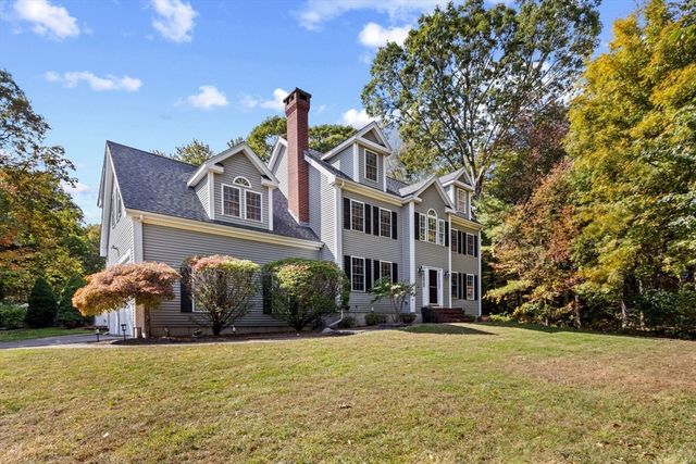 30 Broken Tree Rd, Medway, MA 02053