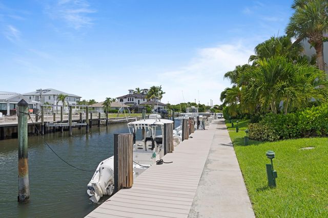 2339 Treasure Isle Drive 43, Palm Beach Gardens, FL 33410