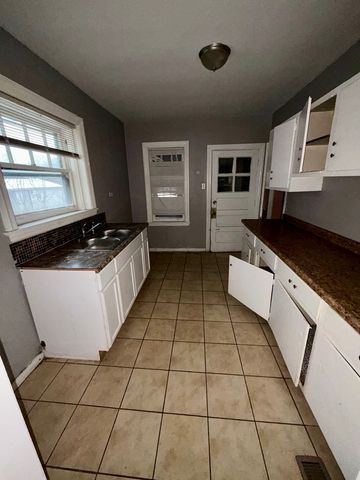 1255 W 108th Place, Chicago, IL 60643