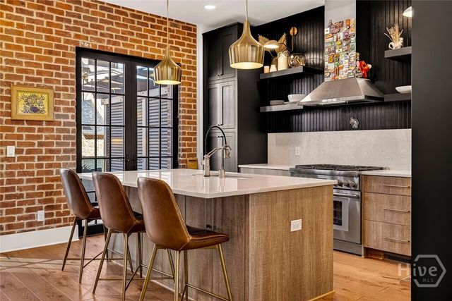 456 Port Street, Savannah, GA 31401