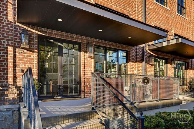 456 Port Street, Savannah, GA 31401