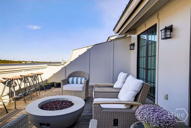 456 Port Street, Savannah, GA 31401