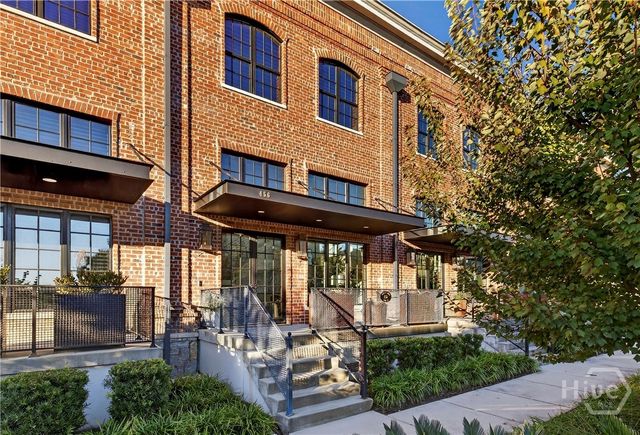 456 Port Street, Savannah, GA 31401