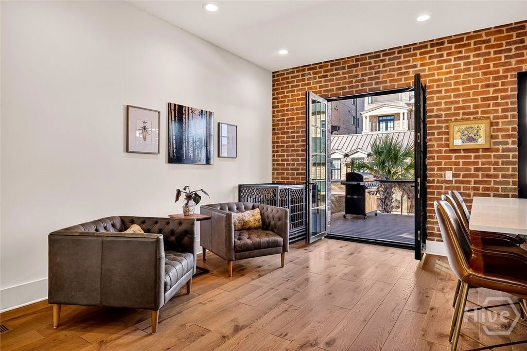 Image 13 of property listing at 456 Port Street, Savannah, GA 31401