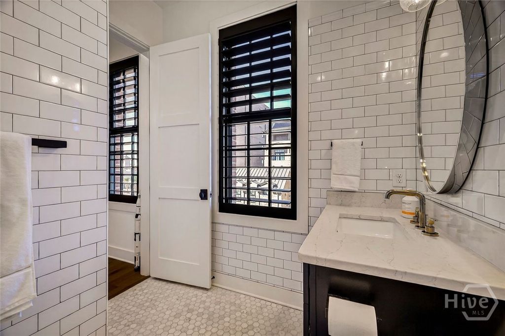 Image 30 of property listing at 456 Port Street, Savannah, GA 31401