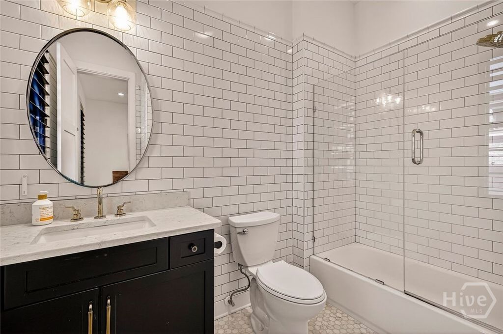 Image 31 of property listing at 456 Port Street, Savannah, GA 31401