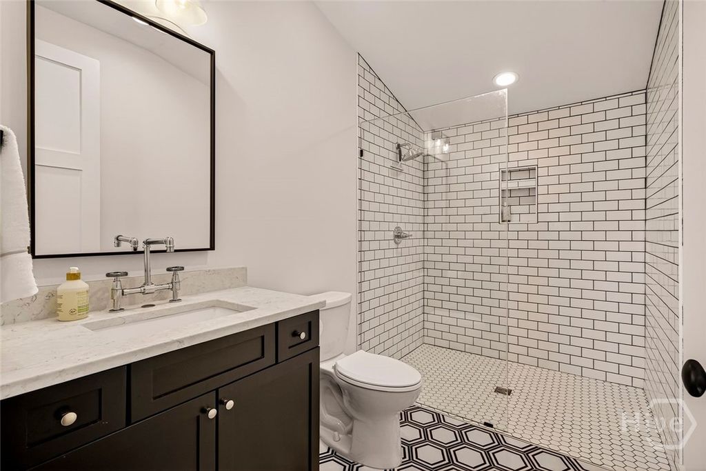 Image 35 of property listing at 456 Port Street, Savannah, GA 31401