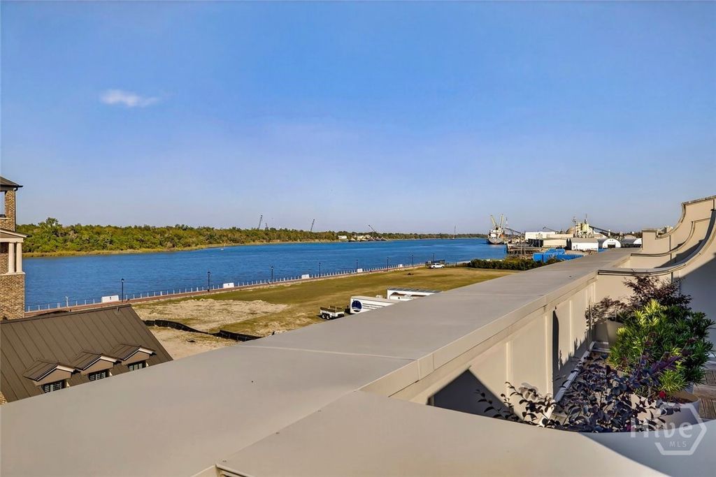 Image 40 of property listing at 456 Port Street, Savannah, GA 31401