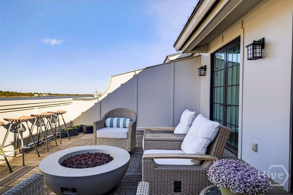 Image 41 of property listing at 456 Port Street, Savannah, GA 31401