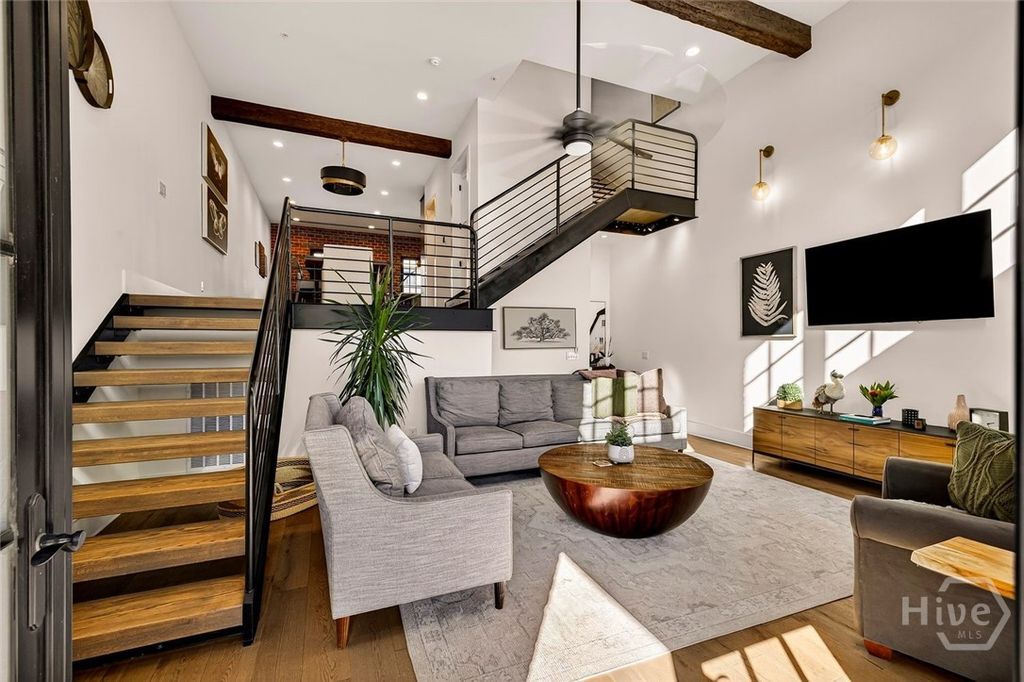 Image 9 of property listing at 456 Port Street, Savannah, GA 31401