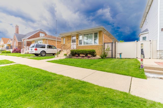 5332 S Meade Avenue, Chicago, IL 60638