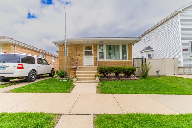 5332 S Meade Avenue, Chicago, IL 60638