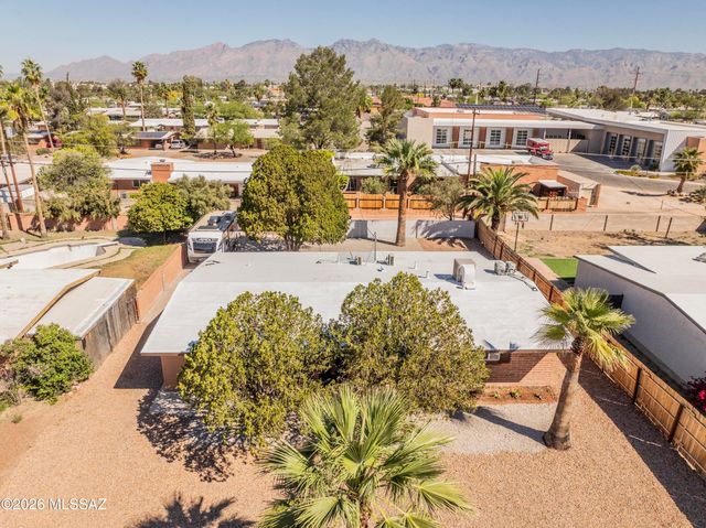 6251 E 20th Street, Tucson, AZ 85711