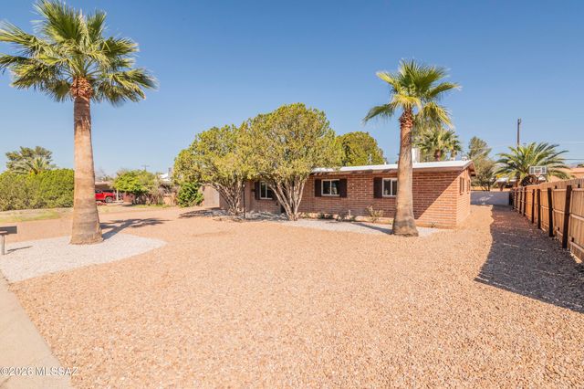 6251 E 20th Street, Tucson, AZ 85711