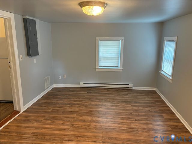 1904 Arlington Rd, Hopewell, VA 23860
