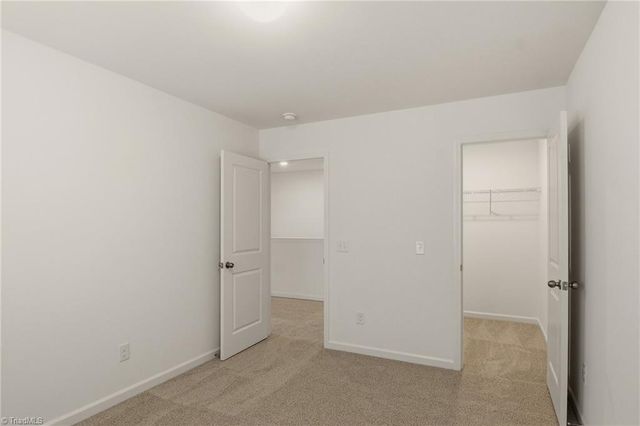 4112 Country Club Road 1034, Winston-salem, NC 27104