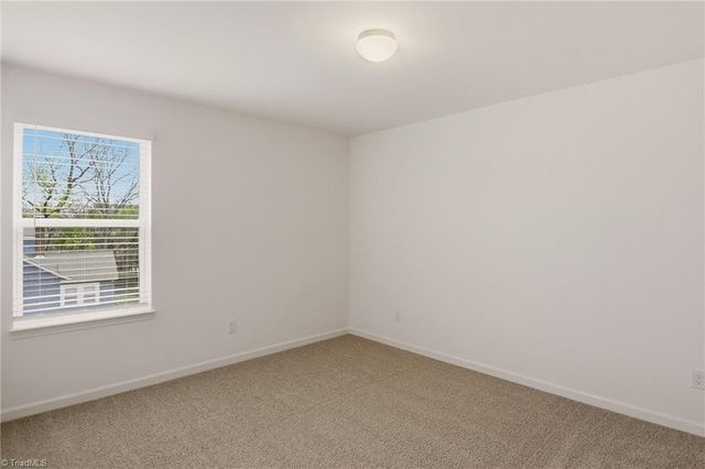 4112 Country Club Road 1034, Winston-salem, NC 27104