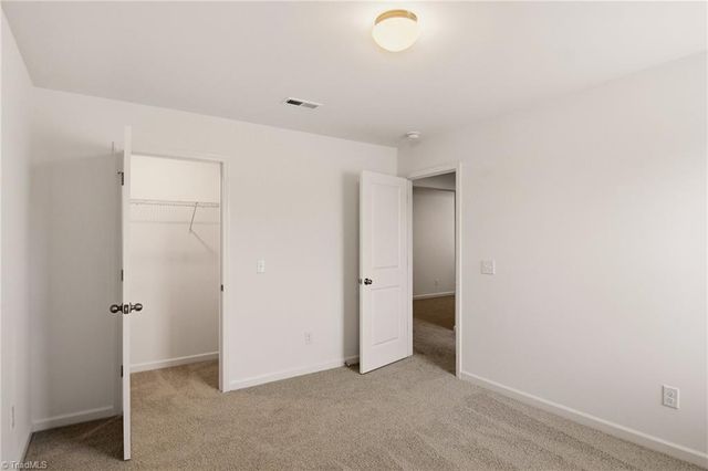 4112 Country Club Road 1034, Winston-salem, NC 27104