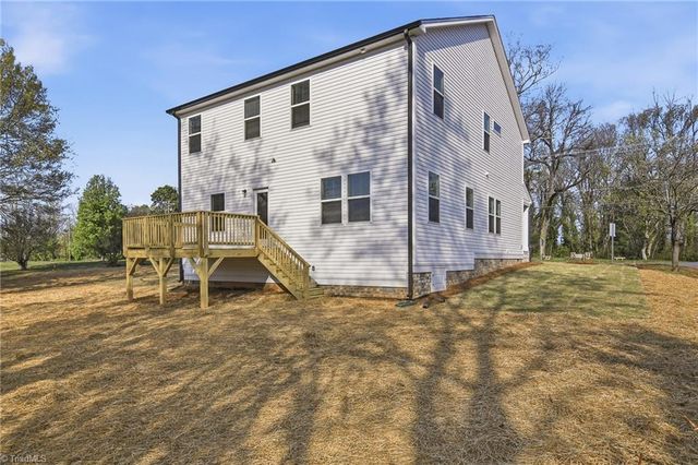 4112 Country Club Road 1034, Winston-salem, NC 27104